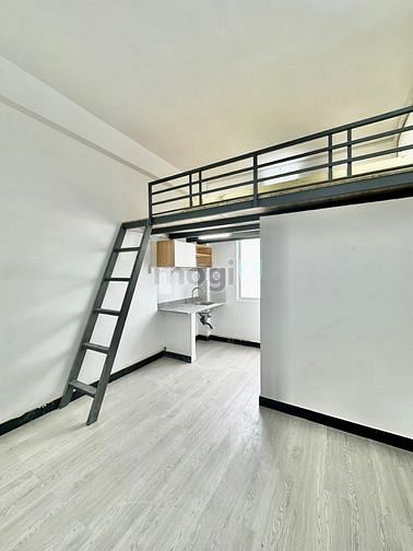 Hình ảnh Duplex gần ngã 4 Bảy Hiền, đủ đồ, có cửa sổ lớn tại quận Tân Bình