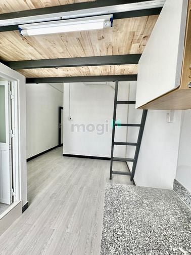 Hình ảnh Duplex gần ngã 4 Bảy Hiền, đủ đồ, có cửa sổ lớn tại quận Tân Bình