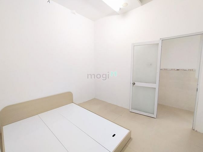 Hình ảnh Căn Hộ Mới 2PN_Ban Công_ 100m2_View Kính gần Đại Học Công Thương