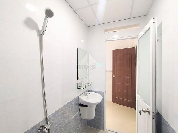 Hình ảnh Căn Hộ Mới 2PN_Ban Công_ 100m2_View Kính gần Đại Học Công Thương