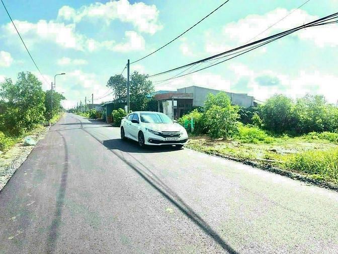 Hình ảnh Bán Gấp 183m2 đường nhựa, đối diện kcn Phước Đông