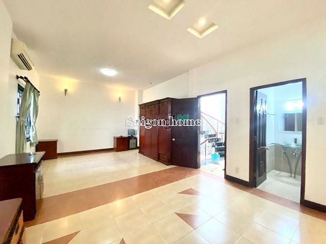 Hình ảnh Biệt thự NB Trần Não 8x20m,gara trệt 2 lầu 5PN