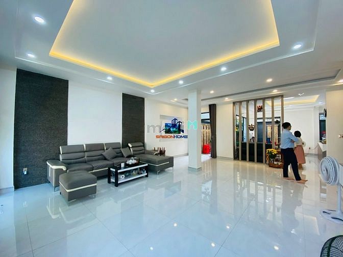 Hình ảnh Biệt thự 10x20m hầm 3 lầu 4PN đầy đủ nội thất