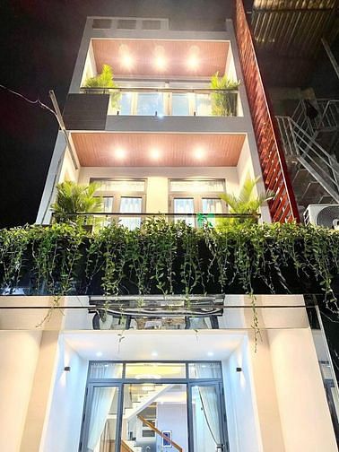 Hình ảnh Nhà đẹp lung linh giá 2tỷ750tr DT 40.7m2 Lê Hồng Phong Phường 2 Quận 5