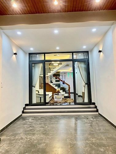 Hình ảnh Nhà đẹp lung linh giá 2tỷ750tr DT 40.7m2 Lê Hồng Phong Phường 2 Quận 5
