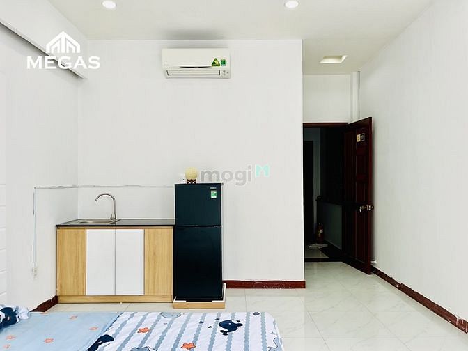 Hình ảnh Cho Thuê Căn Hộ Full Nội Thất Ban Công Giá Rẻ Ngay Lê Văn Thọ