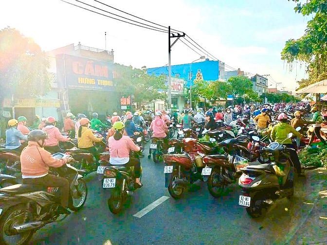 Hình ảnh Bán Gấp Nền Mặt Tiền Phan văn mảng, thị trấn bến lức