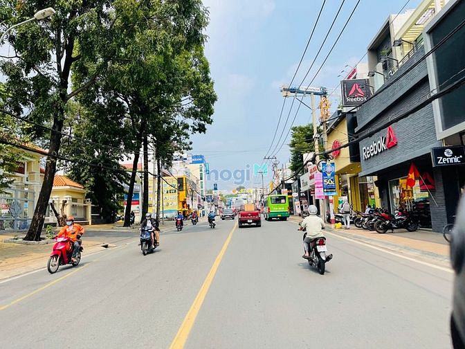Hình ảnh MTKD sầm uất siêu VIP  - NGAY LÊ VĂN VIỆT  200M2 chỉ 14 TỶ