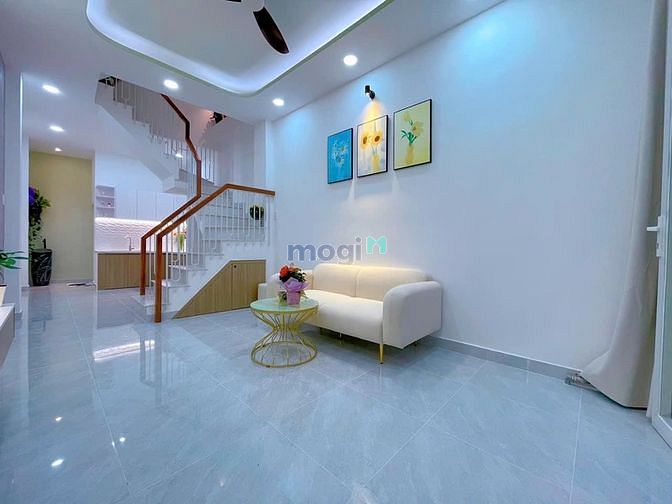 Hình ảnh Cho thuê nhà giá rẻ gần Chợ Lê Văn sỹ
