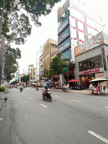 Hình ảnh Cho thuê nhà GÓC 2MT số 2Đ đường Cao Thắng, Phường 5, Quận 3
