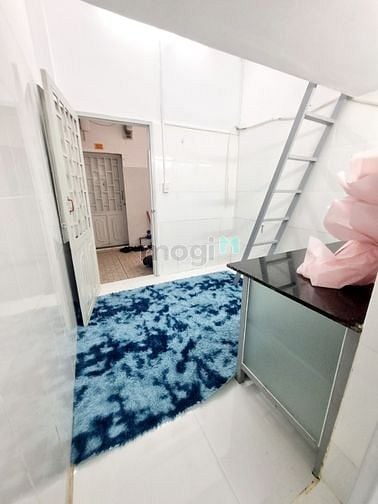 Hình ảnh Phòng trọ có gác Dương Quảng Hàm