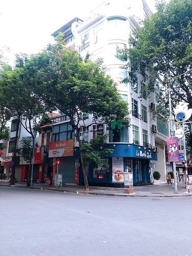 Hình ảnh Cho thuê nhà mặt phố Hàm Long - Hoàn Kiếm