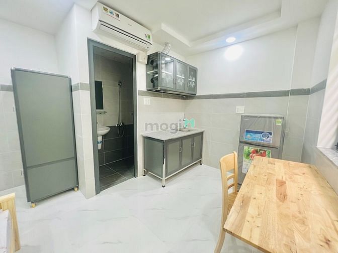 Hình ảnh Phòng trọ mới xây_Ban công, cửa sổ lớn thoáng mát