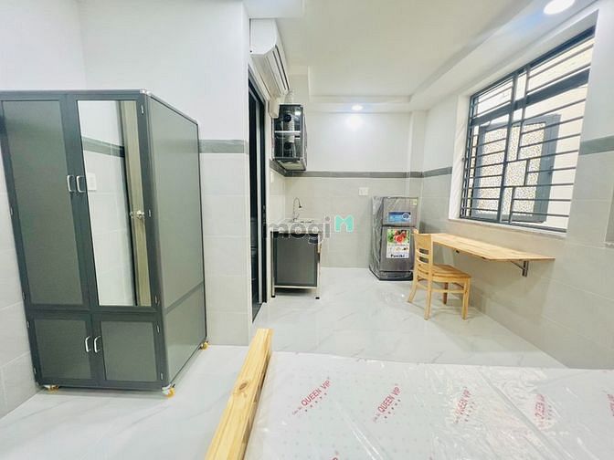 Hình ảnh Phòng trọ mới xây_Ban công, cửa sổ lớn thoáng mát