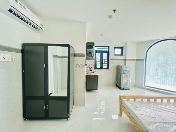 Hình ảnh Phòng trọ mới xây_Ban công, cửa sổ lớn thoáng mát