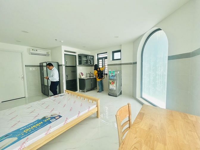 Hình ảnh Phòng trọ mới xây_Ban công, cửa sổ lớn thoáng mát