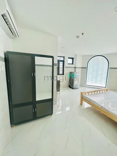 Hình ảnh Phòng trọ mới xây_Ban công, cửa sổ lớn thoáng mát