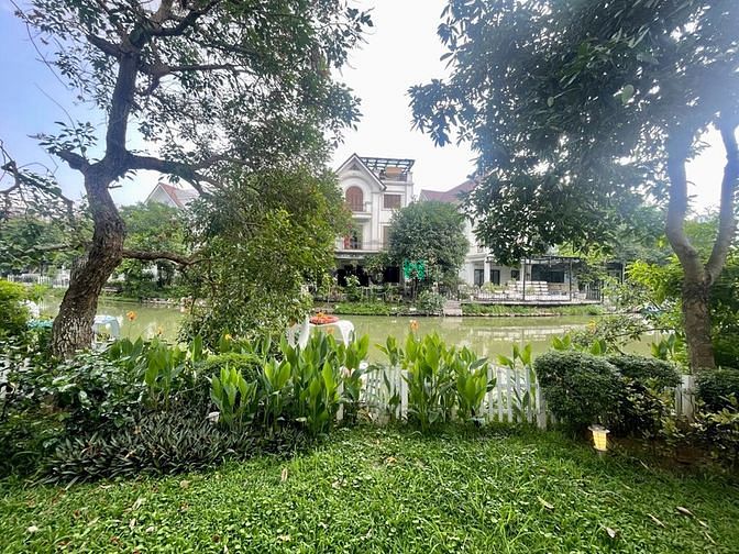 Hình ảnh Cho thuê Biệt thự đơn lập 500m2, full nội thất, khu Hoa Phượng