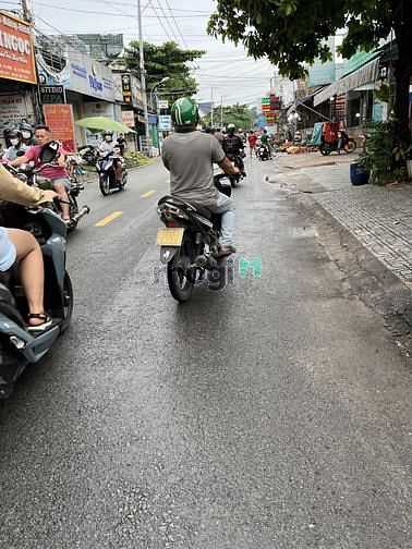 Hình ảnh Nhà Mặt Tiền Sát Chợ Kinh Doanh Chỉ 5.7 Tỷ