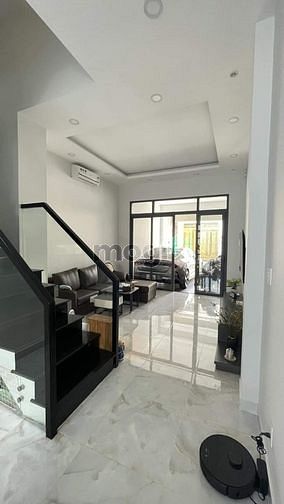 Hình ảnh TÌM ĐÂU RA! nhà Bến Vân Đồn Q4 52m2 chỉ 1tỷ7 SHR