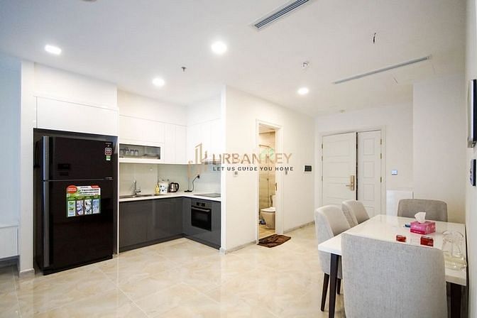 Hình ảnh Vinhome Golden River Căn Hộ Cao Cấp 2 Phòng Cần Cho Thuê
