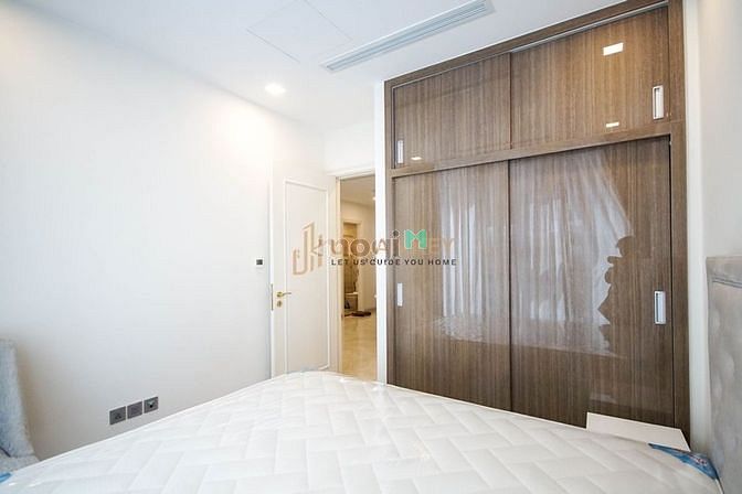 Hình ảnh Vinhome Golden River Căn Hộ Cao Cấp 2 Phòng Cần Cho Thuê