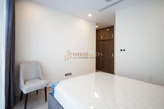 Hình ảnh Vinhome Golden River Căn Hộ Cao Cấp 2 Phòng Cần Cho Thuê