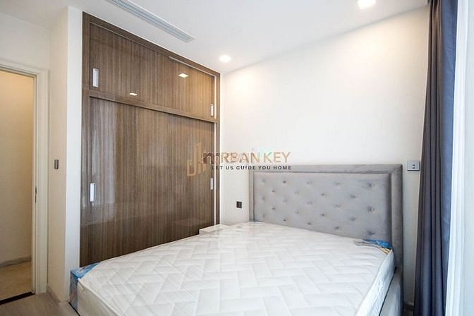 Hình ảnh Vinhome Golden River Căn Hộ Cao Cấp 2 Phòng Cần Cho Thuê
