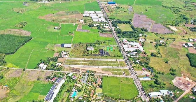 Hình ảnh Cần bán lô đất ngay mặt tiền tỉnh lộ 52, liền kề trường THCS, đã có sổ