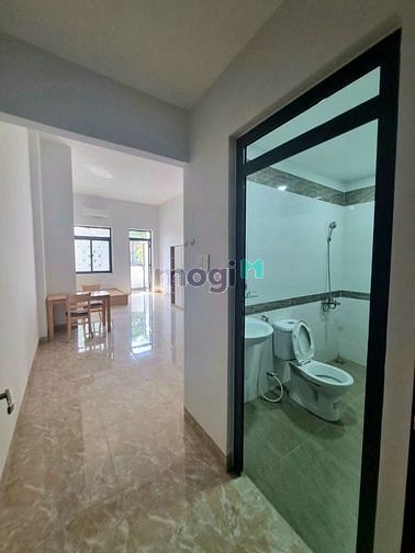 Hình ảnh Căn Hộ Dịch Vụ Ban Công Full Nội Thất Máy Giặt Riêng ngay Aeon Tân Phú