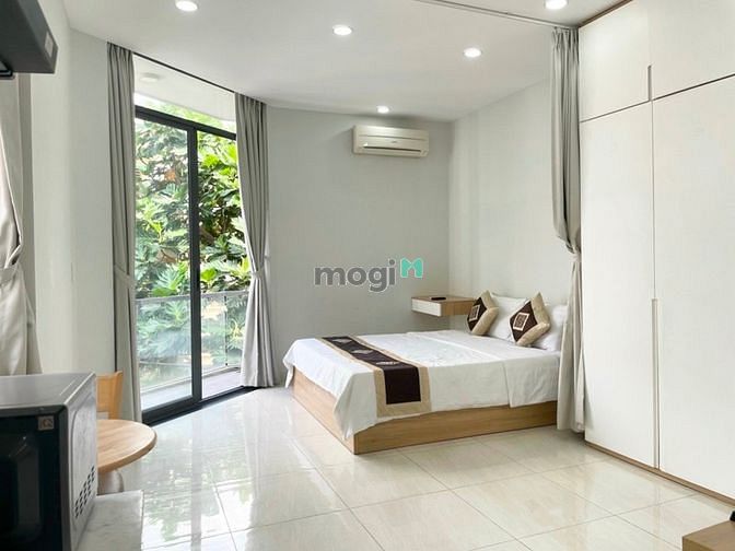 Hình ảnh Studio Ban Công Tone Trắng Sáng Đầy Đủ Nội Thất Gần Sân Bay Tân Bình