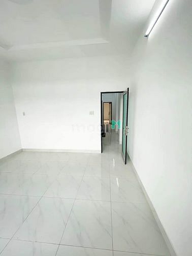 Hình ảnh Cho thuê nhà hẻm xe hơi, nhà mới vào ở ngay.