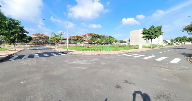 Hình ảnh Đất KDC An Sương quận 12, sổ hồng riêng, giá 1tỷ7/nền, full thổ cư