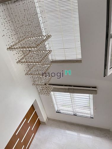 Hình ảnh Cho thuê nhà Villa 2MT H10M 29 Phan Đăng Lưu, Phú Nhuận.