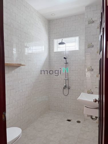 Hình ảnh Cho thuê nhà Villa 2MT H10M 29 Phan Đăng Lưu, Phú Nhuận.