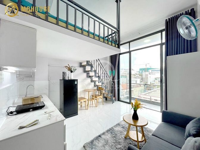 Hình ảnh Cho Thuê Phòng Gác Cửa Sổ Bancol ngay Etown Cộng Hoà