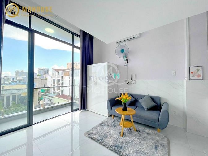 Hình ảnh Cho Thuê Phòng Gác Cửa Sổ Bancol ngay Etown Cộng Hoà