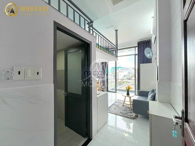 Hình ảnh Cho Thuê Phòng Gác Cửa Sổ Bancol ngay Etown Cộng Hoà