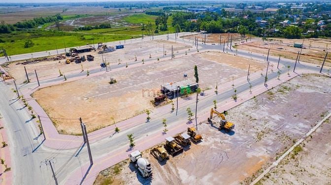 Hình ảnh Lô đất 150m2, đường 7m5, lề 5m. Gần cạnh ngay thành phố Hội An