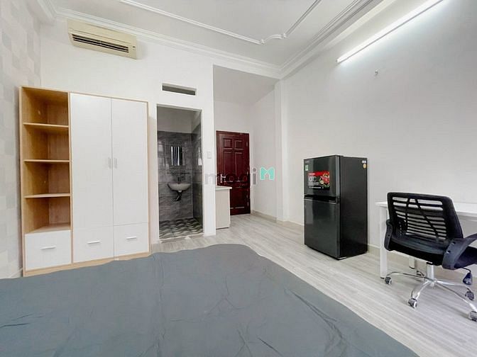 Hình ảnh Cho thuê CHDV FULL NỘI THẤT gần SÂN BAY
