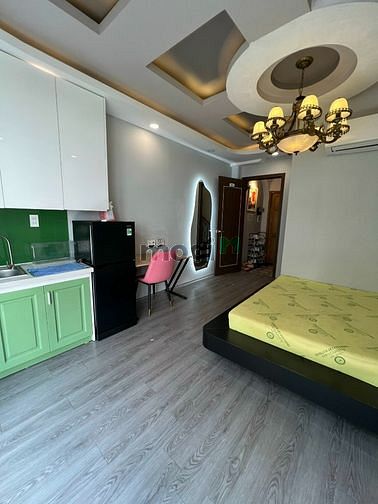 Hình ảnh Studio cửa sổ lớn thiết kế hiện đại