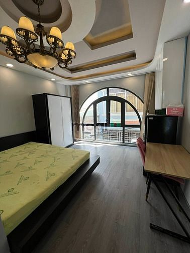 Hình ảnh Studio cửa sổ lớn thiết kế hiện đại