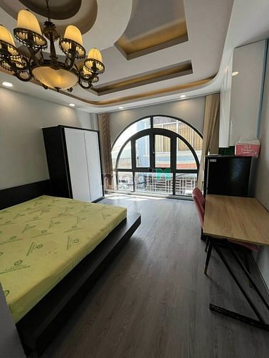 Hình ảnh Studio cửa sổ lớn thiết kế hiện đại