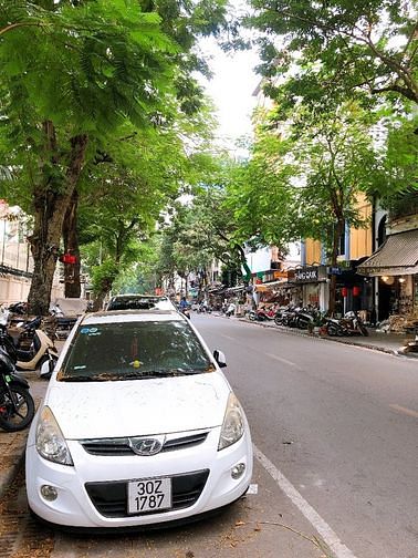 Hình ảnh Cho thuê nhà mặt phố Hàm Long - Hoàn Kiếm