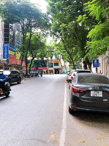 Hình ảnh Cho thuê nhà mặt phố Hàm Long - Hoàn Kiếm