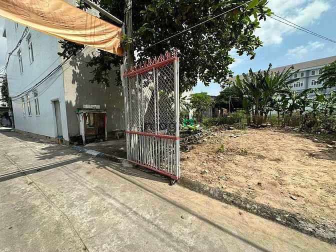 Hình ảnh 🇧🇮 Cần BÁN GẤP LÔ ĐẤT HẺM 484 đường 30/4 p Rạch dừa TPVT