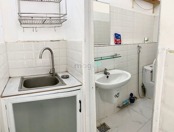 Hình ảnh Toà nhà mới Ngay đường Nguyễn văn quá