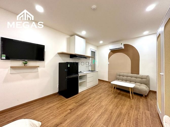 Hình ảnh Căn Hộ Luxury Full Nội Thất Ngay Công Viên Hoàng Văn Thụ