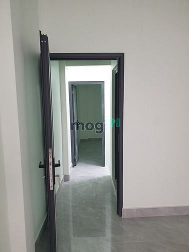 Hình ảnh Cho Thuê Nhà Mới 4PN Gần Hoàng Diệu 2