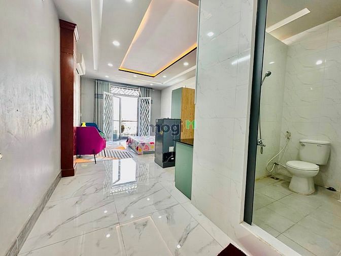 Hình ảnh Căn Hộ Cao Cấp Full Nội Thất Giá Rẻ Có Bancol Máy Giặt Riêng